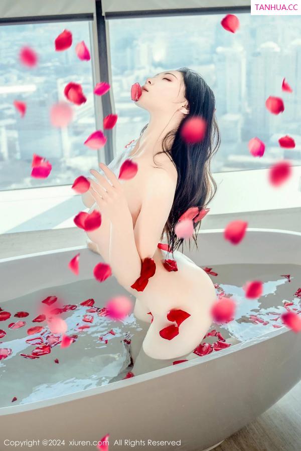   [XiuRen]高清写真图 2024.03.05 No.8175 瑜伽喵 新人美臀第5张图片